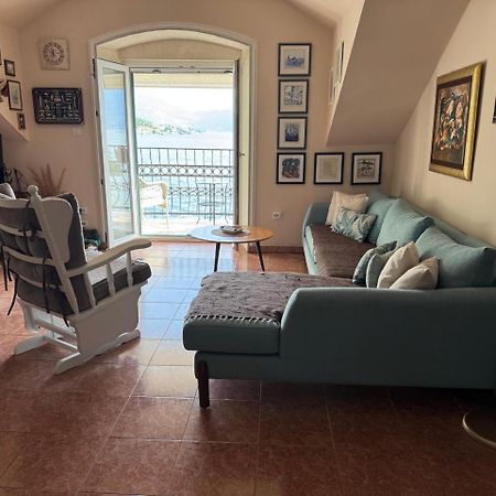 Apartment Lukiduki At The Beach - Котор Екстериор снимка
